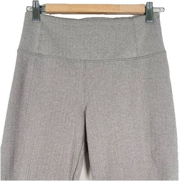 Athleta Delancy Herringbone Tight Leggings Size S Beige Pockets Athletic Preppy - Picture 7 of 10